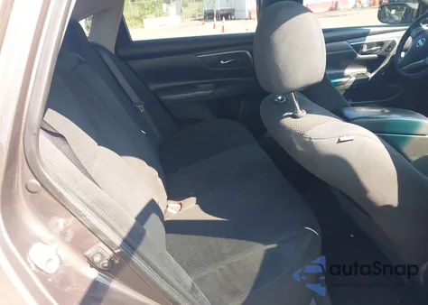 2015 Nissan Altima 2.5/2.5 S/2.5 Sl/2.5 Sv из США, поврежденный, VIN 1N4AL3AP2FN883593